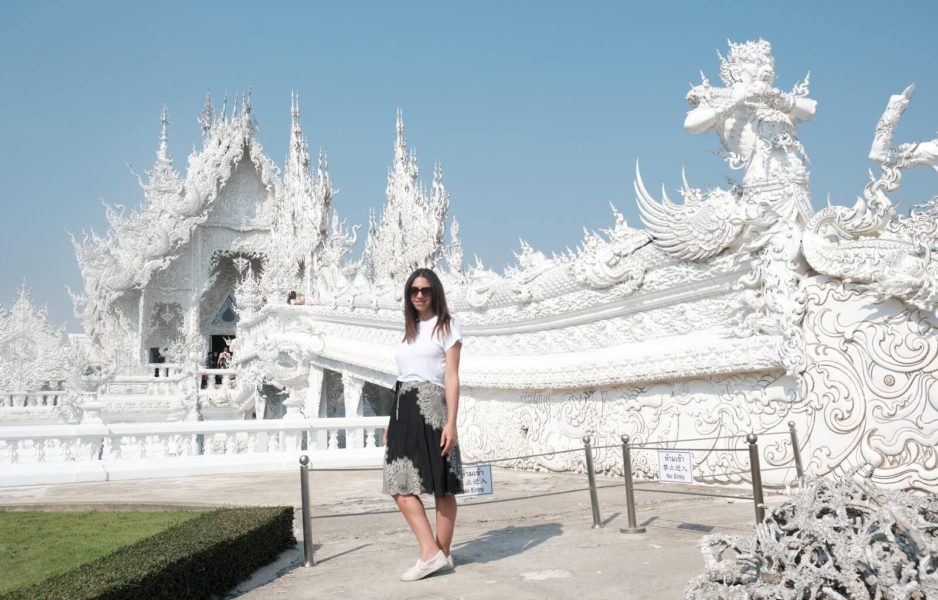 beautiful temples are the best places to visit in thailand