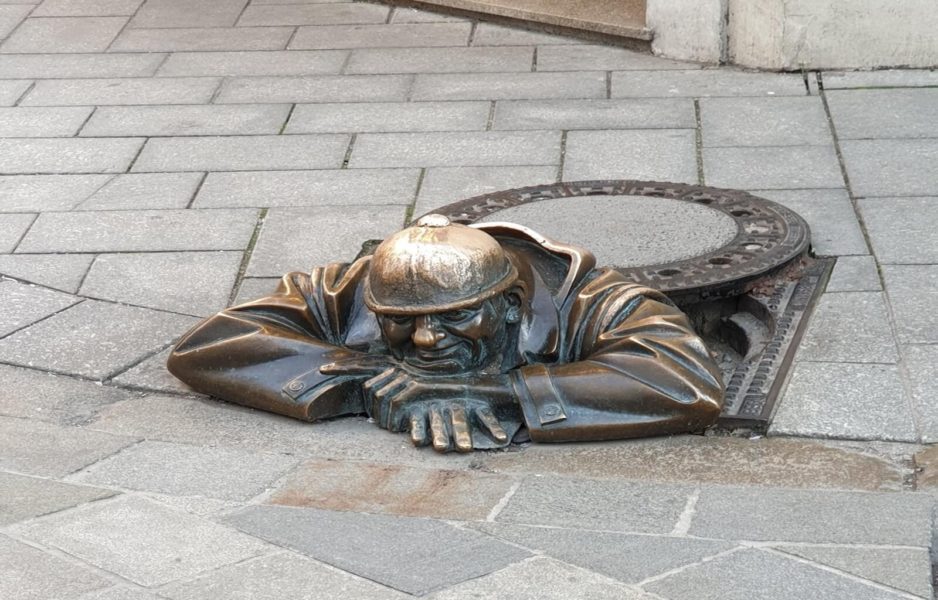 bronze man statue bratislava