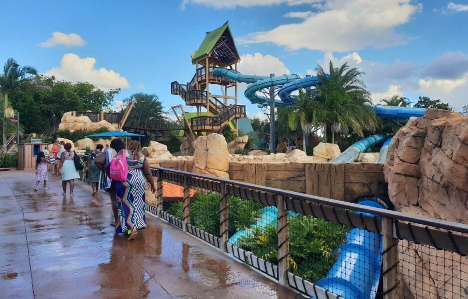 aquatica is one of the best places to visit in orlando