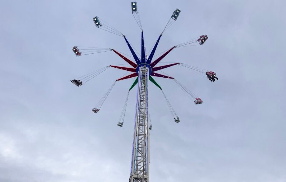 Leeds Christmas market rides