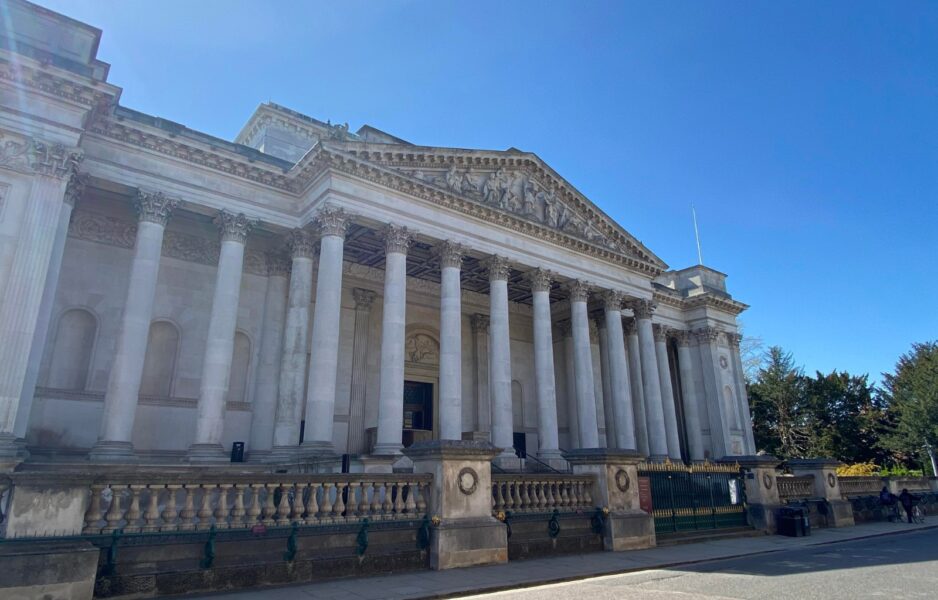 The outside of the Fitzwilliam Museum - one of the best museums in Cambridge