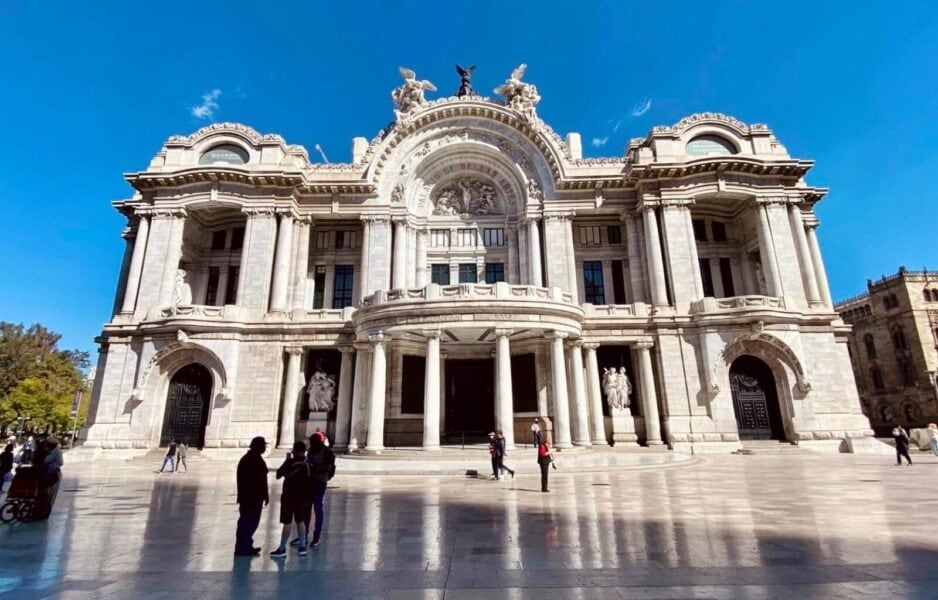 palace of fine arts - one of the best things to do in meico city