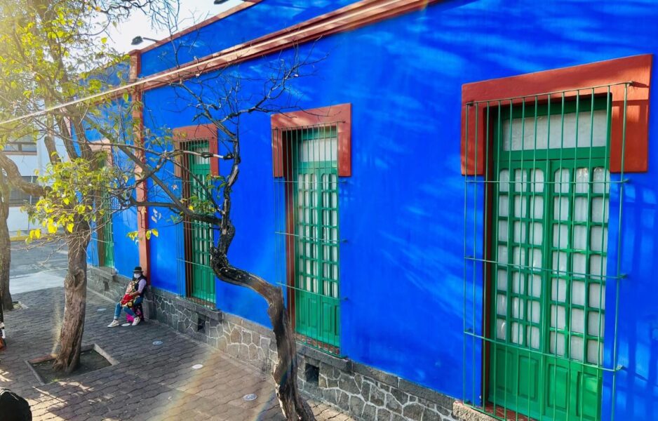 frida kahlo's museum is one of the top things to do in Mexico City