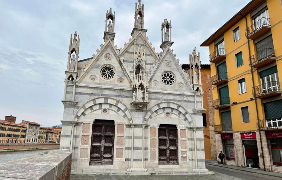 pisa churches