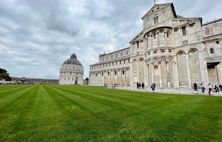 piaza del duomo pisa