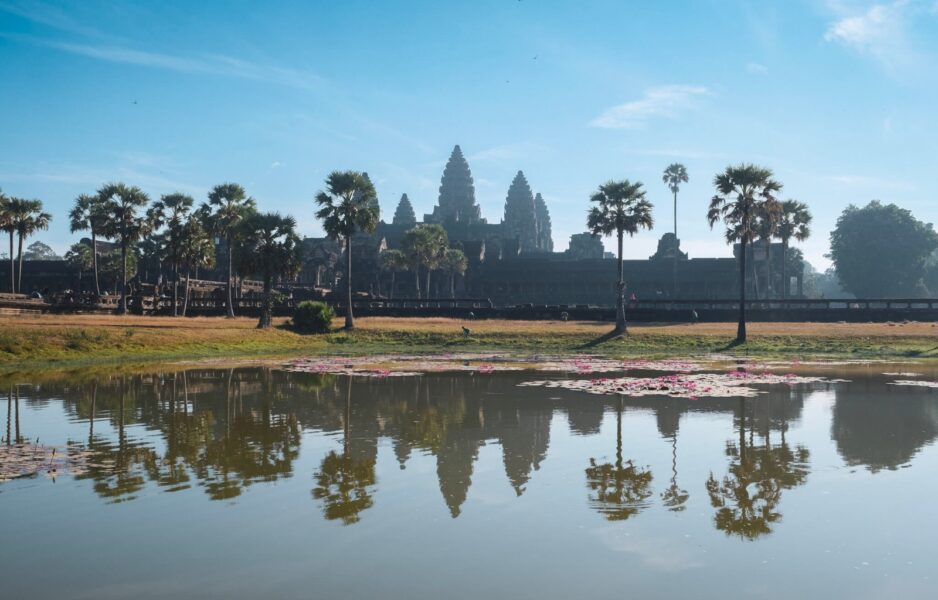 Angkow  Wat across the lake in daytime