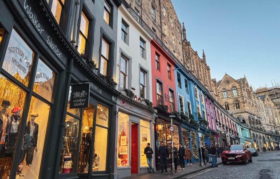 The beautiful Victoria Street in Edinburgh