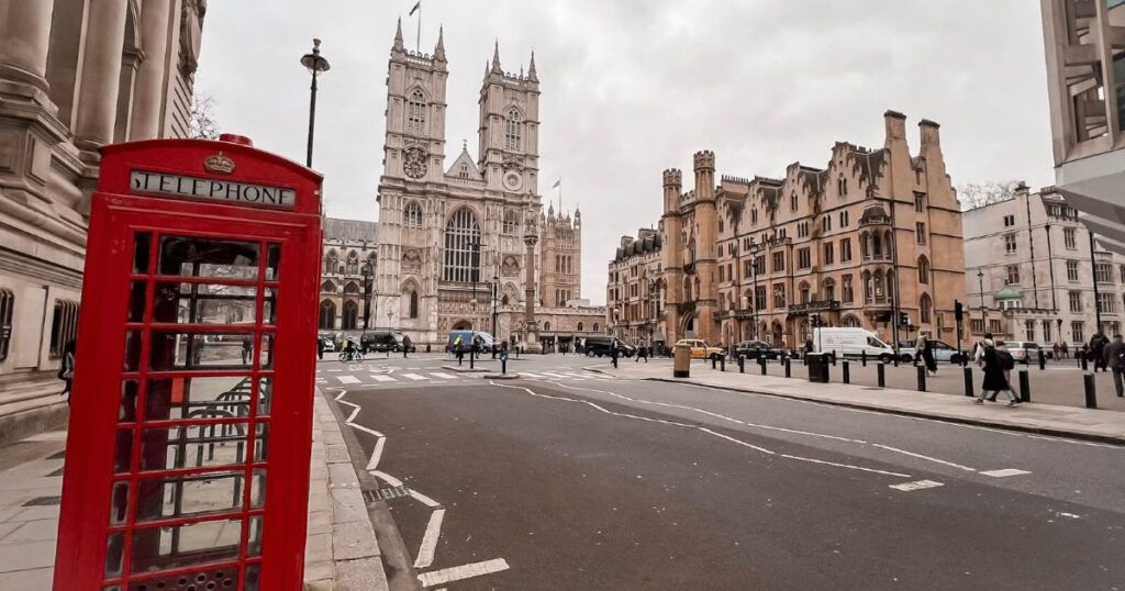 3 days in London itinerary - header image