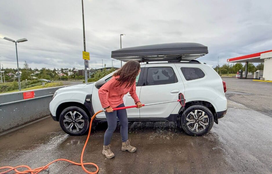 Washing the car down before returning it